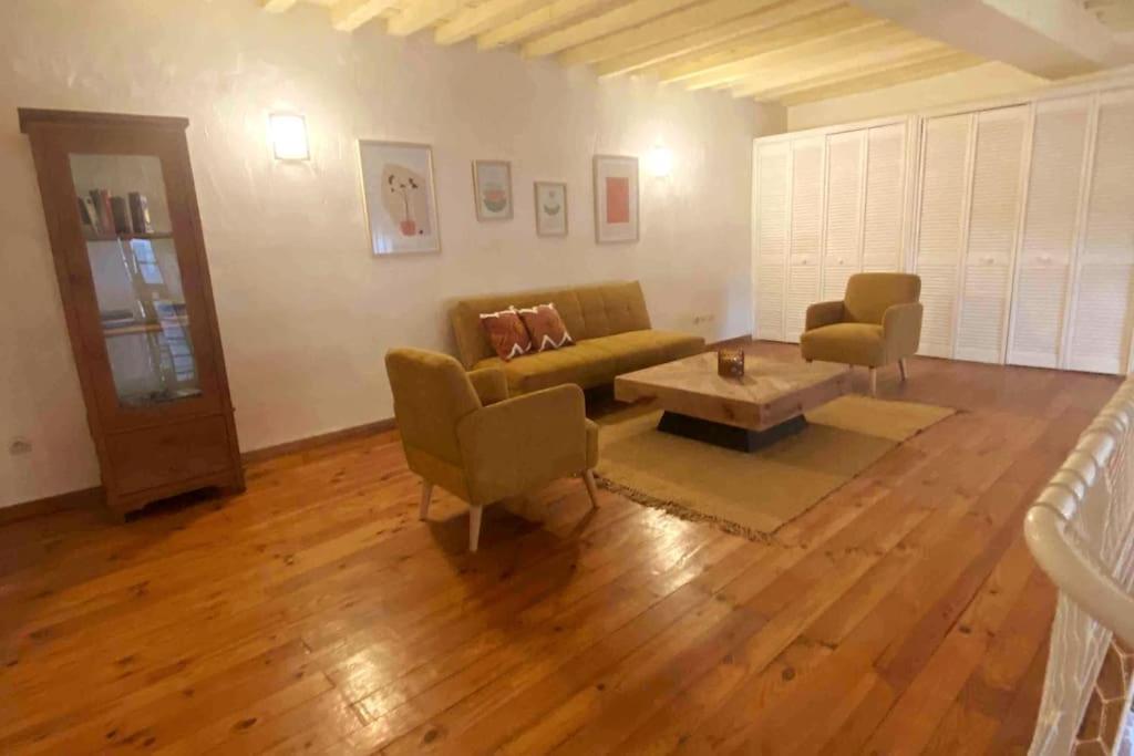 Grand Duplex Lumineux-Hyper Centre Apartment Арл Екстериор снимка